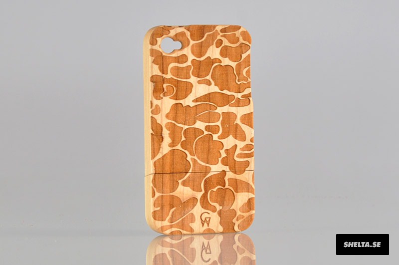 good-wood-nyc-iphone-cherry-case-duck-camo_2.jpeg